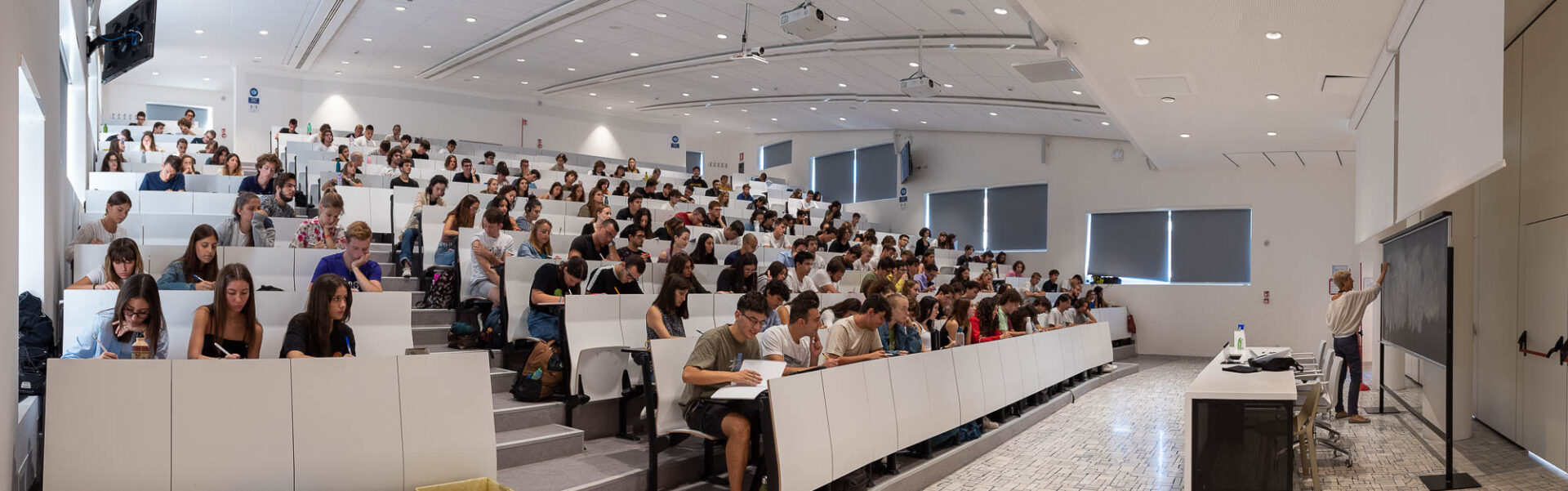 Primo giorno di lezione al Politecnico di Milano, crediti Primo giorno di lezione